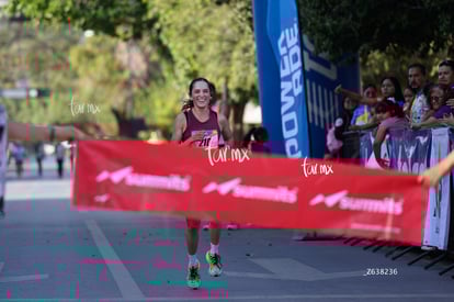 Ana Janeth Ibarra, Campeona 10k, summits | Carrera 10K y 7K todo por ayudar 2025