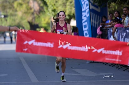 Ana Janeth Ibarra, Campeona 10k, summits | Carrera 10K y 7K todo por ayudar 2025