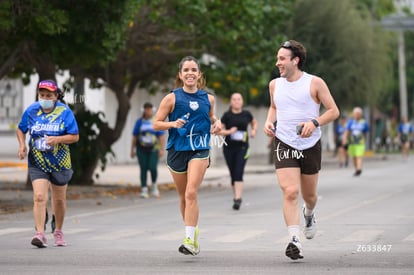 Ana Karen, bengalas | Carrera 5 y 10K Multimedios Laguna 2025