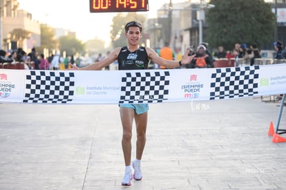 Diego Vizcarra, campeón 5K | Carrera 5K de la Constitución 2025 en Torreón