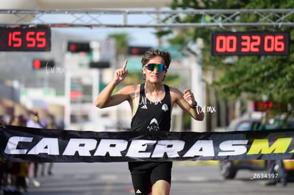 Emiliano Álvarez, campeón 5k, halcones | Carrera 5K y 10K Canacintra Torreón 2025