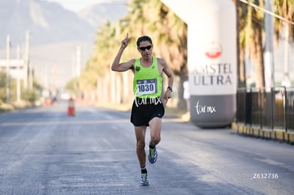 Roberto Zamora, bengalas | Carrera Artec 21K 12K 5K