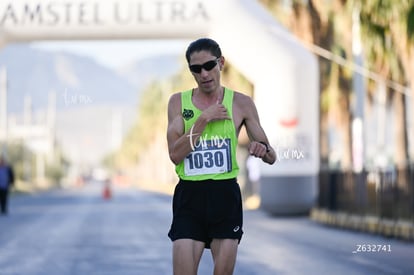 Roberto Zamora, bengalas | Carrera Artec 21K 12K 5K