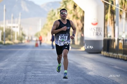 Erick Monsiváis, alher | Carrera Artec 21K 12K 5K