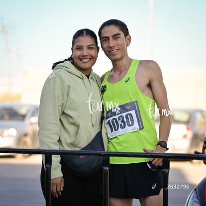 Roberto Zamora, bengalas | Carrera Artec 21K 12K 5K