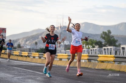 Mariangel Verduzco, Laura Quintero, aba, bengalas | Carrera Chilchota 5K 10K 21K