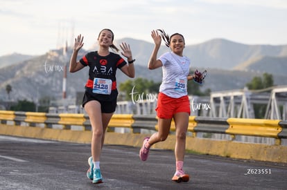 Mariangel Verduzco, Laura Quintero, aba, bengalas | Carrera Chilchota 5K 10K 21K