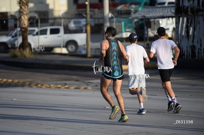 Torres Gump, elote, halcones | Carrera Chilchota 5K 10K 21K