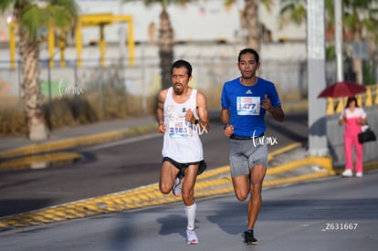Juan Carlos Carvajal, campeón, Miguel Ángel Hernández | Carrera Chilchota 5K 10K 21K