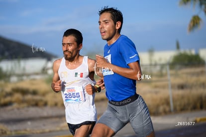 Juan Carlos Carvajal, campeón, Miguel Ángel Hernández | Carrera Chilchota 5K 10K 21K