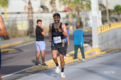 Daniel Ortíz, bengalas | Carrera Chilchota 5K 10K 21K