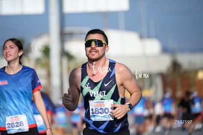 Alejandro Valuenzuela, veloz | Carrera Chilchota 5K 10K 21K