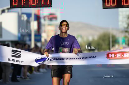 Juan Carlos Carvajal, Campeón 21K | Carrera del día del padre 2025