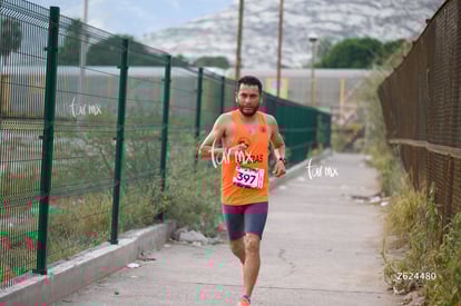 parras | Carrera Moderna Sport Adidas 2025
