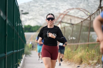 Camila Soto | Carrera Moderna Sport Adidas 2025
