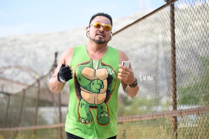 Hugo, tortugas | Carrera Moderna Sport Adidas 2025