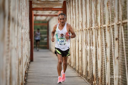 rebeldes | Carrera Moderna Sport Adidas 2025