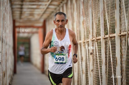 rebeldes | Carrera Moderna Sport Adidas 2025