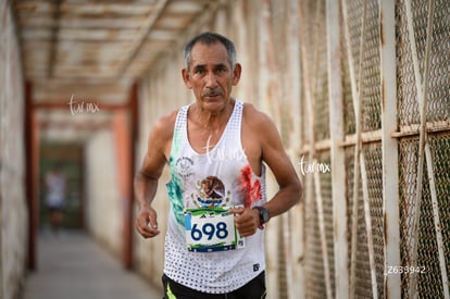 rebeldes | Carrera Moderna Sport Adidas 2025