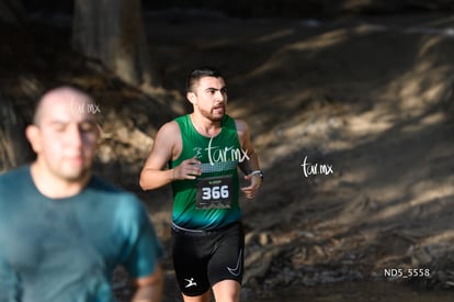 Alejandro Valenzuela, veloz | El Cruce, sexta edición 12K y 25K