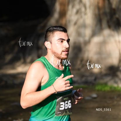 Alejandro Valenzuela, veloz | El Cruce, sexta edición 12K y 25K