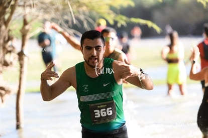 Alejandro Valenzuela, veloz | El Cruce, sexta edición 12K y 25K