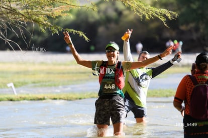 Alma Cantú, bengalas | El Cruce, sexta edición 12K y 25K