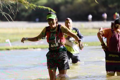 Alma Cantú, bengalas | El Cruce, sexta edición 12K y 25K