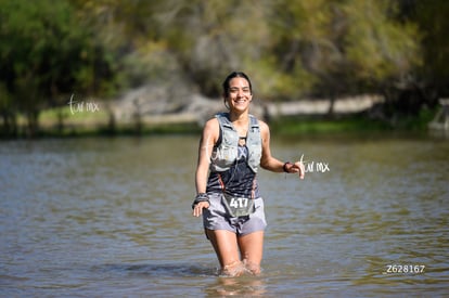 Ninnis Rojas, bengalas | El Cruce, sexta edición 12K y 25K