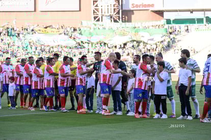 Leyendas de Santos y Chivas, homenaje | Homenaje a Oswaldo Sánchez