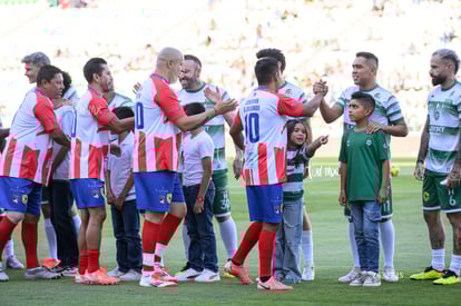 Leyendas de Santos y Chivas, homenaje | Homenaje a Oswaldo Sánchez