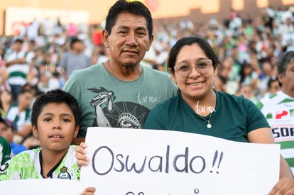 Afición en el Estadio Corona | Homenaje a Oswaldo Sánchez