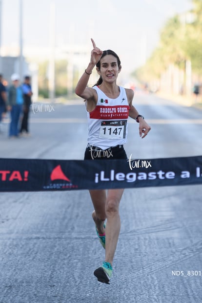 Jessica Flores, campeona 21K | Medio maratón ARTEC 2024