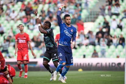 Camilo Vargas | Santos Laguna vs Atlas J8