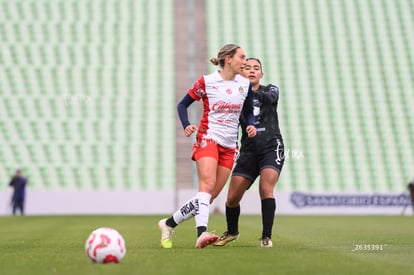 Adriana Iturbide, Marianne Martínez | Santos Laguna vs Chivas Guadalajara femenil