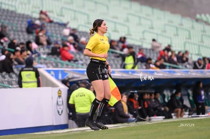 Melanie Villavicencio, árbitro | Santos Laguna vs Chivas Guadalajara femenil