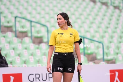 Melanie Villavicencio, árbitro | Santos Laguna vs Chivas Guadalajara femenil