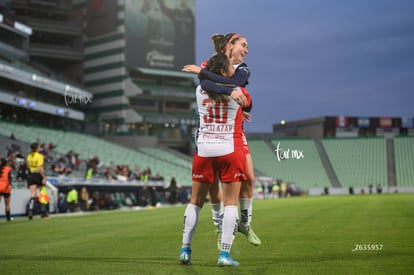 festejo de gol, Daniela Delgado, Esbeydi Salazar | Santos Laguna vs Chivas Guadalajara femenil