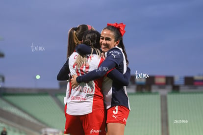 festejo de gol, Esbeydi Salazar, Damaris Godínez | Santos Laguna vs Chivas Guadalajara femenil