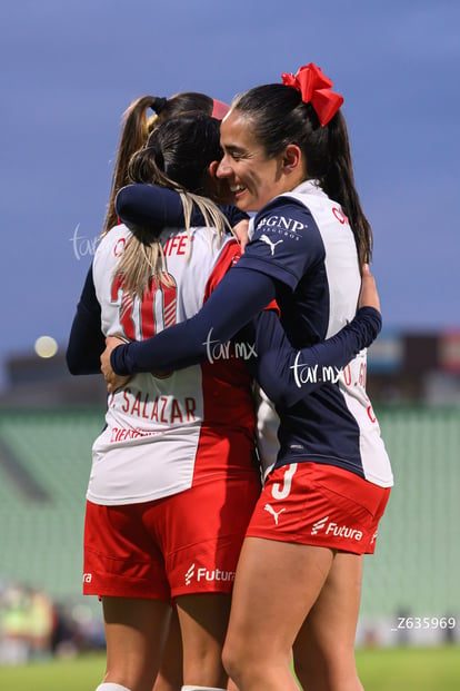 festejo de gol, Esbeydi Salazar, Damaris Godínez | Santos Laguna vs Chivas Guadalajara femenil