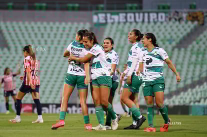 festejo de gol, Dania Padilla, Lia Romero, Judith Félix, May | Santos Laguna vs Chivas Guadalajara