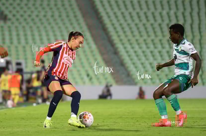 Gabriela Valenzuela, Sandra Nabweteme | Santos Laguna vs Chivas Guadalajara