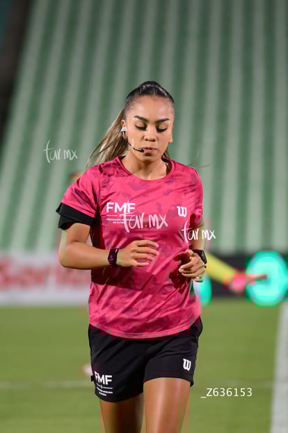 Diana Velázquez, árbitra | Santos Laguna vs Puebla femenil