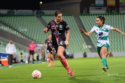 Luisa De Alba, Marianne Martínez | Santos Laguna vs Puebla femenil