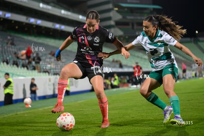 Luisa De Alba, Marianne Martínez | Santos Laguna vs Puebla femenil