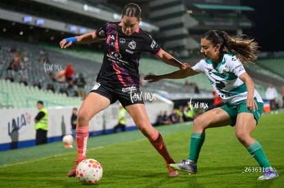 Luisa De Alba, Marianne Martínez | Santos Laguna vs Puebla femenil