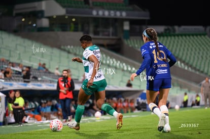 Vivian Ikechukwu, Cristina Torres | Santos Laguna vs Pumas UNAM femenil