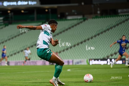 Vivian Ikechukwu | Santos Laguna vs Pumas UNAM femenil