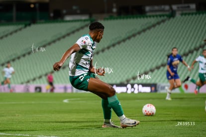 Vivian Ikechukwu | Santos Laguna vs Pumas UNAM femenil