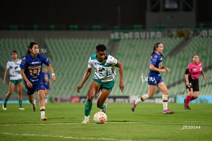 Vivian Ikechukwu | Santos Laguna vs Pumas UNAM femenil